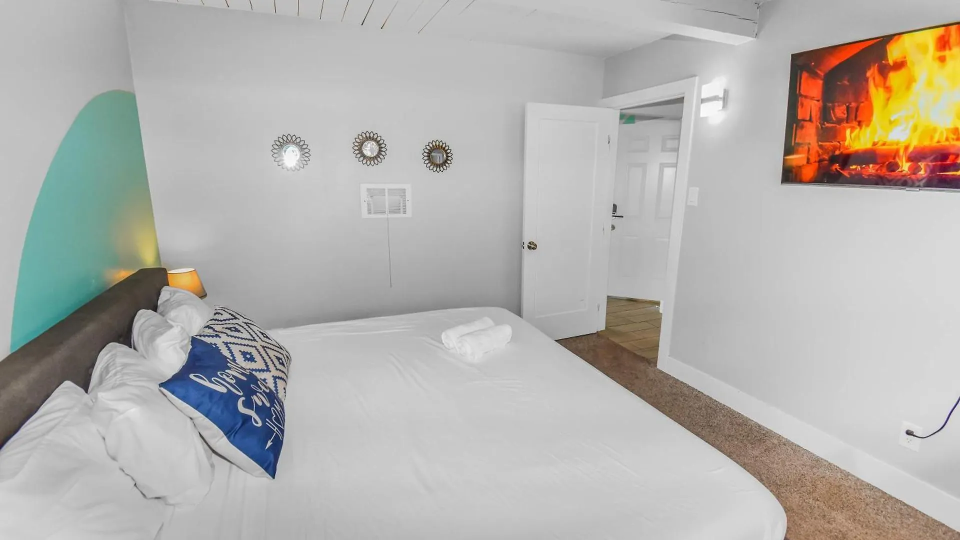 Premier Stay Near Casinos with King Beds & Entertainment Reno Holiday home